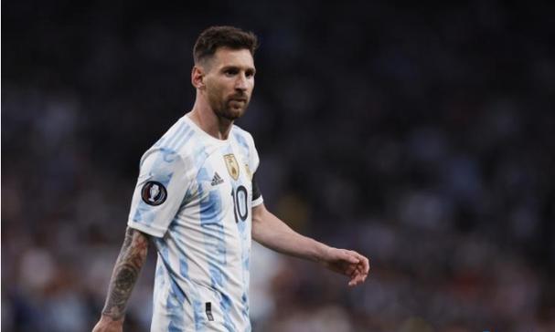 一口蟹黄糕，尝尽江南千年风雅